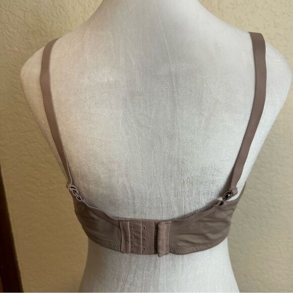 Maidenform Dreamwire Push Up Underwire Bra Beige Size 38C - Picture 6 of 11